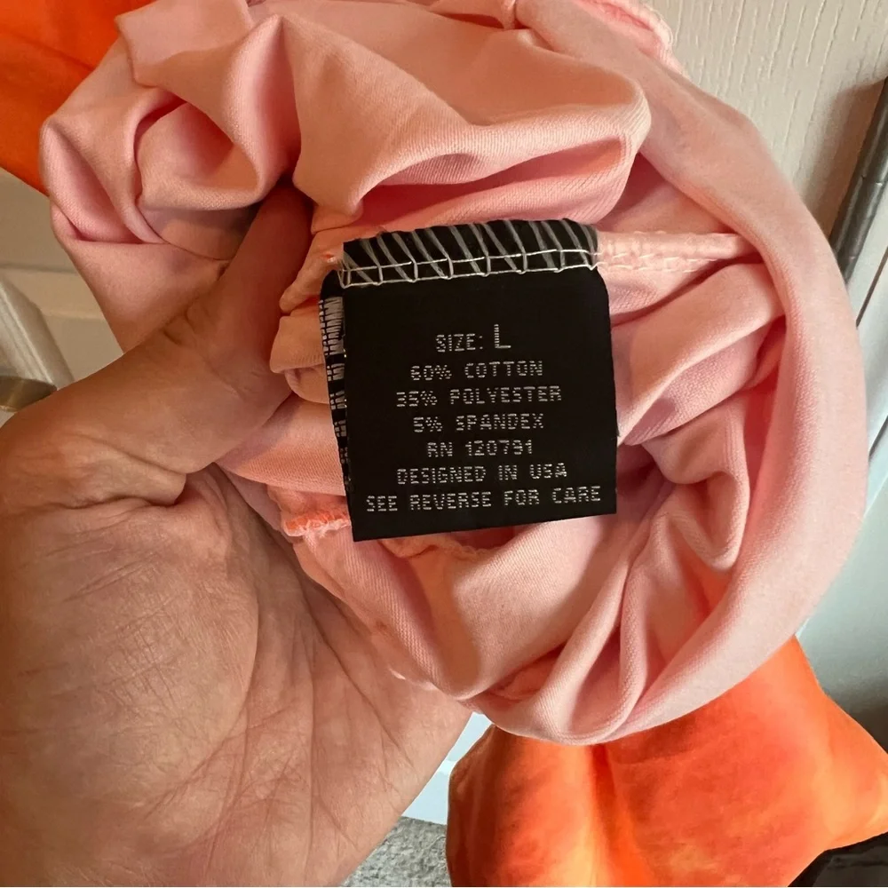 TRUE ROCK Orange Romper Size Large - Picture 4 of 4